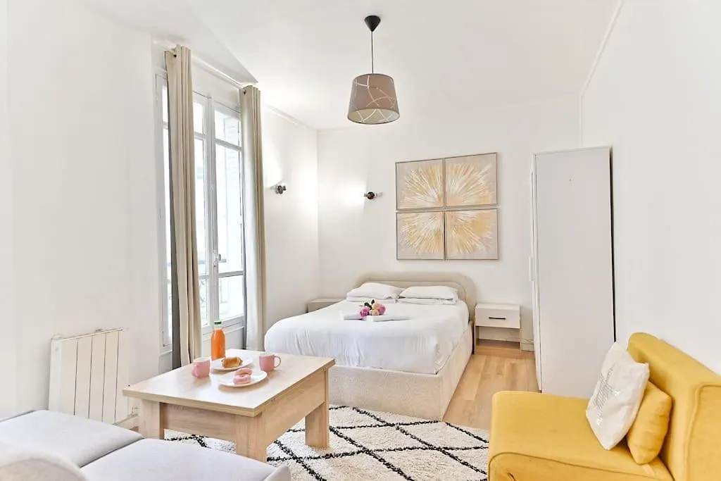 Apartamento Paisible Parc Des Buttes-chaumont Paris